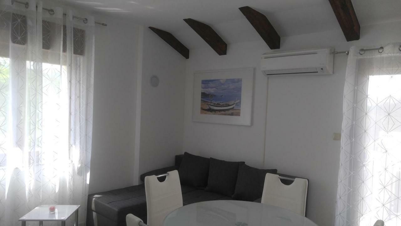 Apartmani Roberta Jurdani Extérieur photo